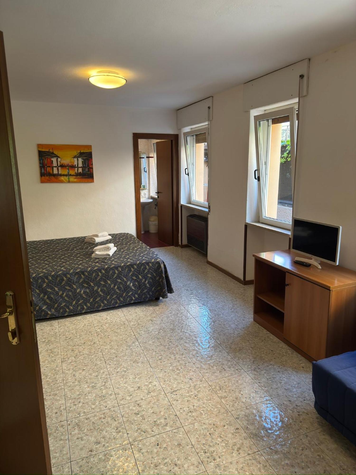 Hotel Benacus Bardolino Exterior photo