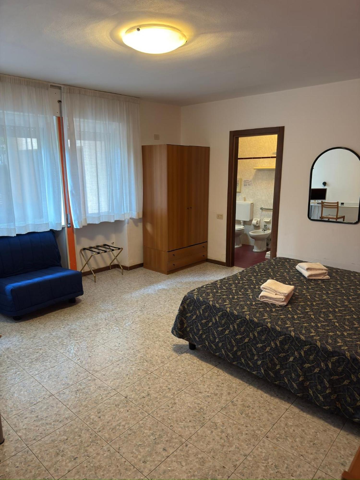 Hotel Benacus Bardolino Exterior photo