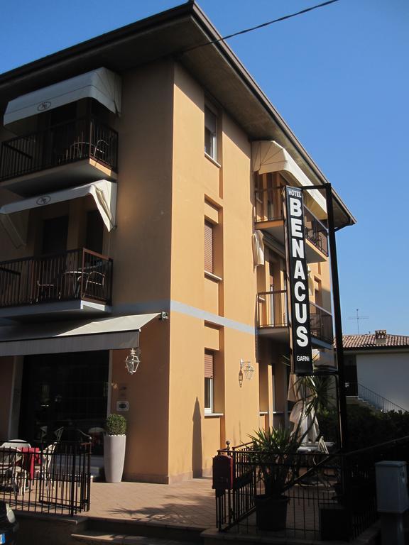Hotel Benacus Bardolino Exterior photo